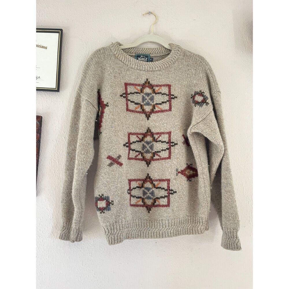 100% Wool Woolrich sweater, knitted panel design